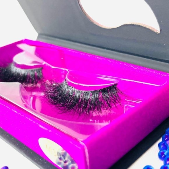 3D 100% Mink Lashes - Picture 4 of 4